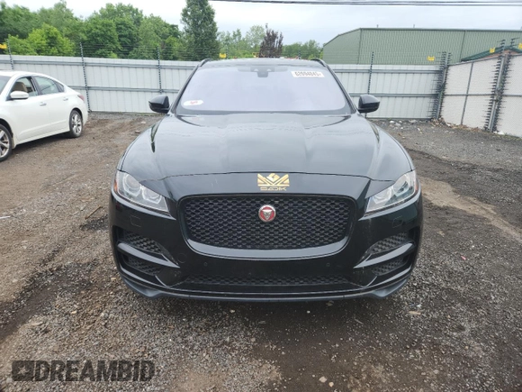 2017 Jaguar F-Pace 20d Premium with VIN SADCJ2BN6HA090098, listed as a Copart auction lot 62694045 with 104,480 mi miles and Clean title. Bid and sale history available at DreamBid. Image 5.
