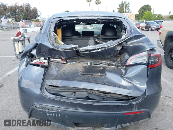 2022 Tesla Model Y Performance with VIN 7SAYGDEF7NF563433, listed as a IAAI auction lot 41713557 with Not Provided miles and . Bid and sale history available at DreamBid. Image 15.