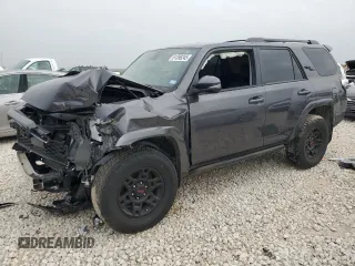 2022 Toyota 4Runner TRD Off Road Premium with VIN JTERU5JR2N6085655, listed as a Copart auction lot 51356245 with 31,450 mi miles and Salvage title. Bid and sale history available at DreamBid. Image 1.