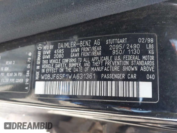 1998 Mercedes-Benz E-Class with VIN WDBJF65F1WA631361, listed as a IAAI auction lot 41870881 with 101,292 mi miles. Bid and sale history available at carsss.com. Image 9.