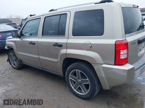 2009 Jeep Patriot Limited with VIN 1J4FT48B19D172049, listed as a IAAI auction lot 41991556 with 86,634 mi miles and . Bid and sale history available at DreamBid. Image 14.