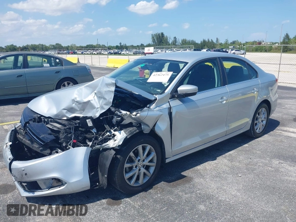 2013 Volkswagen Jetta SE с VIN 3VWDP7AJ6DM376487, выставлен на аукционе IAAI как лот 42362475 с пробегом 124 324 миль миль и . История ставок и продаж доступна на DreamBid. Изображение 17.