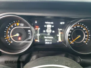 2022 Jeep Wrangler Unlimited Sport S with VIN 1C4HJXDG5NW168740, listed as a Copart auction lot 89067635 with 25,646 mi miles and Salvage Title. Bid and sale history available at carsss.com. Image 9.