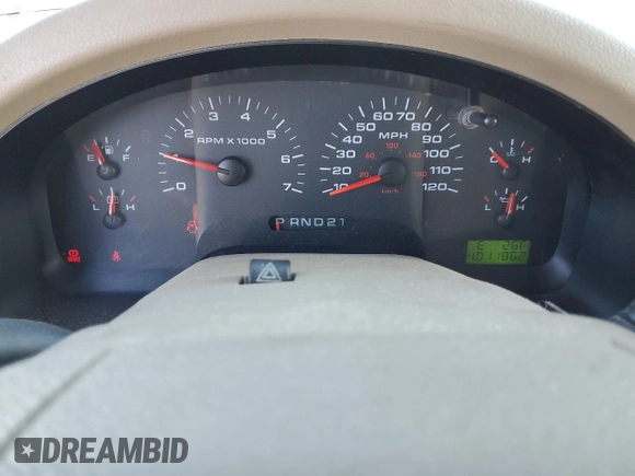 2005 Ford F-150 XLT with VIN 1FTPX12555FB05467, listed as a Copart auction lot 45712335 with 401,186 mi miles and Salvage Title. Bid and sale history available at carsss.com. Image 9.