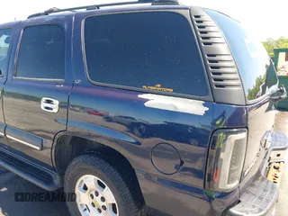 2004 Chevrolet Tahoe LT with VIN 1GNEC13Z44J125913, listed as a IAAI auction lot 42027889 with 205,796 mi miles. Bid and sale history available at carsss.com. Image 12.