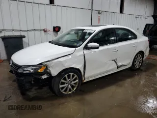 2013 Volkswagen Jetta SE с VIN 3VWDP7AJ9DM355097, выставлен на аукционе Copart как лот 62065445 с пробегом 196 943 миль миль и Списание • Salvage title. История ставок и продаж доступна на DreamBid. Изображение 1.