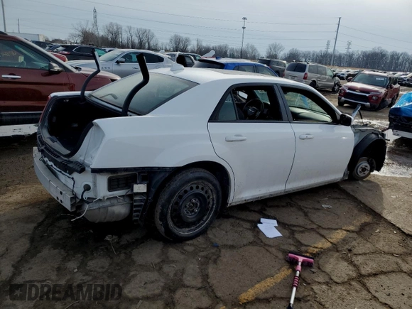 2017 Chrysler 300 S with VIN 2C3CCAGG4HH648336, listed as a Copart auction lot 43112675 with 92,120 mi miles and Clean Title. Bid and sale history available at DreamBid. Image 3.