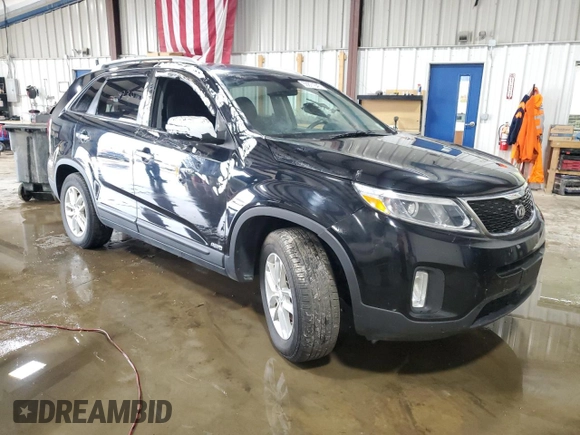 2014 Kia Sorento LX with VIN 5XYKTDA74EG462467, listed as a Copart auction lot 50871645 with 67,371 mi miles and Salvage Title. Bid and sale history available at carsss.com. Image 4.