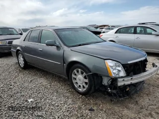 2008 Cadillac DTS 1SC z VIN 1G6KD57Y58U117294, wystawiony jako Copart lot #53862205 z przebiegiem 116 667 mil mil oraz Szkoda całkowita • Salvage title. Historia ofert i sprzedaży dostępna na DreamBid. Obrazek 4.