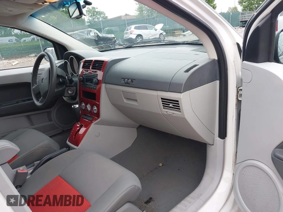2007 Dodge Caliber SXT z VIN 1B3HB48B57D202346, wystawiony jako IAAI lot #42331290 z przebiegiem 182 814 mil mil oraz . Historia ofert i sprzedaży dostępna na DreamBid. Obrazek 5.