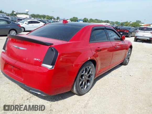 2015 Chrysler 300 with VIN 2C3CCAGG9FH860355, listed as a IAAI auction lot 40080685 with 130,074 mi miles. Bid and sale history available at carsss.com. Image 4.
