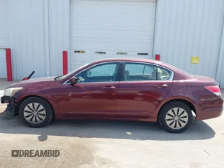 2010 Honda Accord LX z VIN 1HGCP2F36AA095943, wystawiony jako IAAI lot #42226801 z przebiegiem 160 332 mil mil oraz . Historia ofert i sprzedaży dostępna na DreamBid. Obrazek 15.