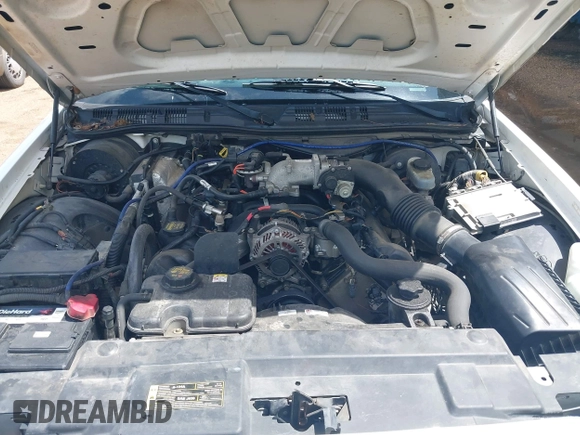 2011 Ford Police Interceptor with VIN 2FABP7BV1BX183411, listed as a IAAI auction lot 42509403 with Not provided miles and . Bid and sale history available at DreamBid. Image 10.