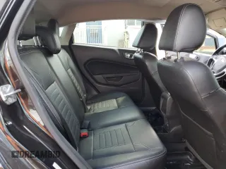 2014 Ford Fiesta Titanium z VIN 3FADP4FJXEM228098, wystawiony jako Copart lot #55173975 z przebiegiem 109 311 mil mil oraz Szkoda całkowita • Salvage title. Historia ofert i sprzedaży dostępna na DreamBid. Obrazek 11.