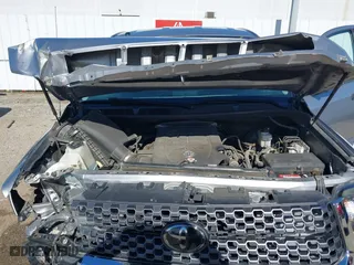 2018 Toyota Tundra 2WD SR with VIN 5TFRM5F11JX131505, listed as a IAAI auction lot 41244160 with 73,799 mi miles. Bid and sale history available at carsss.com. Image 10.