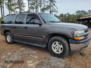 2001 Chevrolet Suburban LS with VIN 3GNEC16T51G199135, listed as a IAAI auction lot 41748202 with 247,648 mi miles. Bid and sale history available at carsss.com. Image 1.