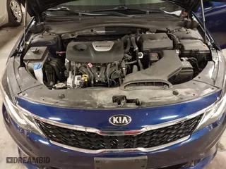 2019 Kia Optima EX with VIN 5XXGU4L18KG331120, listed as a IAAI auction lot 41711126 with 82,289 mi miles. Bid and sale history available at carsss.com. Image 10.