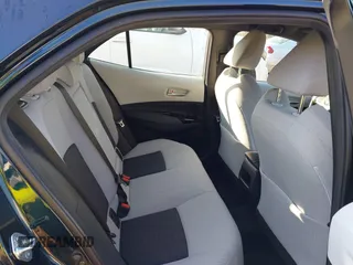 2021 Toyota Corolla Hatchback SE with VIN JTND4MBE9M3114388, listed as a IAAI auction lot 41796303 with 58,656 mi miles. Bid and sale history available at carsss.com. Image 8.
