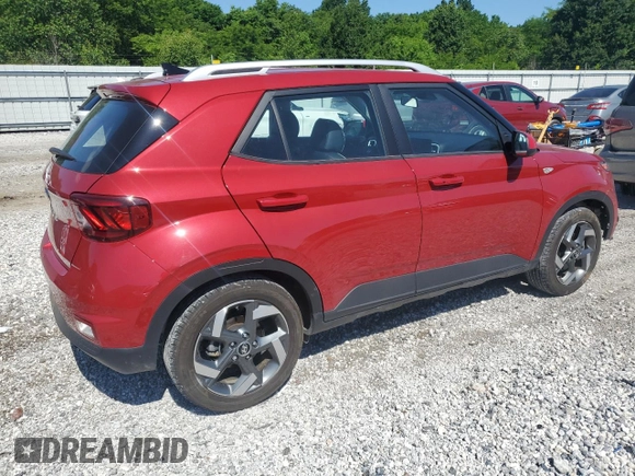 2022 Hyundai Venue Limited with VIN KMHRC8A35NU192887, listed as a Copart auction lot 59041985 with 7,790 mi miles and Salvage title. Bid and sale history available at DreamBid. Image 3.
