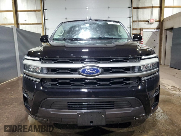 2024 Ford Expedition Max XLT with VIN 1FMJK1J81REA23307, listed as a Copart auction lot 48854355 with 38,363 mi miles and Clean Title. Bid and sale history available at DreamBid. Image 5.