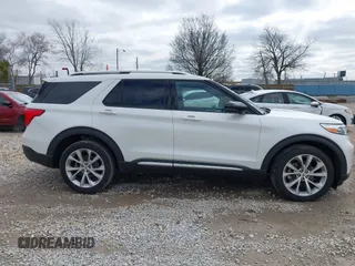 2021 Ford Explorer Platinum with VIN 1FM5K8HC6MGA92897, listed as a IAAI auction lot 41924566 with 27,456 mi miles and . Bid and sale history available at carsss.com. Image 13.