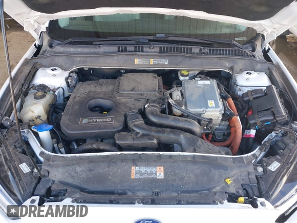 2016 Ford Fusion Titanium Hybrid with VIN 3FA6P0RU1GR191813, listed as a IAAI auction lot 41560954 with 86,922 mi miles. Bid and sale history available at carsss.com. Image 10.