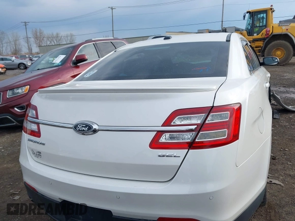 2015 Ford Taurus SEL with VIN 1FAHP2E89FG125416, listed as a IAAI auction lot 42119671 with 190,808 mi miles and . Bid and sale history available at carsss.com. Image 17.
