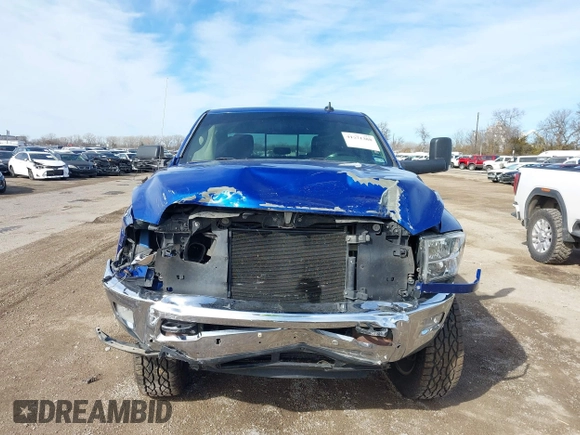 2018 Ram 2500 Big Horn with VIN 3C6UR5DL5JG122236, listed as a IAAI auction lot 41671388 with 128,044 mi miles. Bid and sale history available at carsss.com. Image 12.