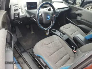 2017 BMW i3 z VIN WBY1Z8C36HV891746, wystawiony jako Copart lot #58150455 z przebiegiem 89 668 mil mil oraz Szkody całkowita. Historia ofert i sprzedaży dostępna na DreamBid. Obrazek 8.