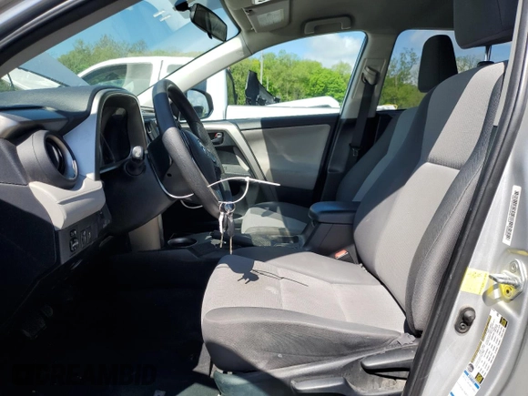 2015 Toyota RAV4 LE with VIN 2T3BFREV5FW323822, listed as a Copart auction lot 55620595 with 180,629 mi miles and Clean Title. Bid and sale history available at DreamBid. Image 7.