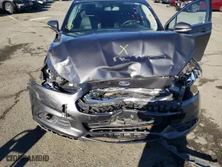 2015 Ford Fusion Energi SE Luxury with VIN 3FA6P0PU3FR173878, listed as a Copart auction lot 71048402 with 60,040 mi miles. Bid and sale history available at carsss.com. Image 12.