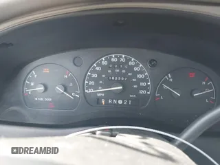 2000 Ford Ranger XL z VIN 1FTYR14VXYPA69799, wystawiony jako IAAI lot #41832287 z przebiegiem 182 397 mil mil oraz . Historia ofert i sprzedaży dostępna na DreamBid. Obrazek 7.