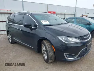 2018 Chrysler Pacifica Touring L Plus z VIN 2C4RC1EG7JR158093, wystawiony jako IAAI lot #41790088 z przebiegiem 116 772 mil mil oraz . Historia ofert i sprzedaży dostępna na DreamBid. Obrazek 1.