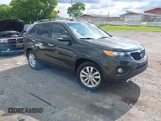 2011 Kia Sorento LX with VIN 5XYKT4A26BG152191, listed as a IAAI auction lot 42257365 with 198,595 mi miles and . Bid and sale history available at DreamBid. Image 1.