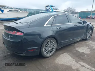 2014 Lincoln MKZ Hybrid with VIN 3LN6L2LU3ER805389, listed as a IAAI auction lot 42000901 with 155,002 mi miles and . Bid and sale history available at carsss.com. Image 4.