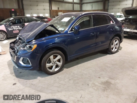 2022 Audi Q3 Premium with VIN WA1AUCF37N1031236, listed as a IAAI auction lot 41453286 with 27,427 mi miles. Bid and sale history available at carsss.com. Image 21.