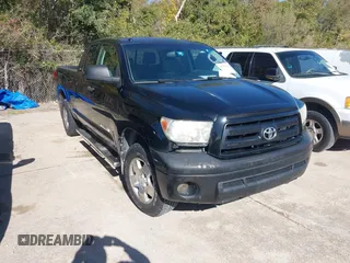 2011 Toyota Tundra z VIN 5TFRM5F13BX022156, wystawiony jako IAAI lot #40947382 z przebiegiem 206 327 mil mil oraz . Historia ofert i sprzedaży dostępna na DreamBid. Obrazek 1.