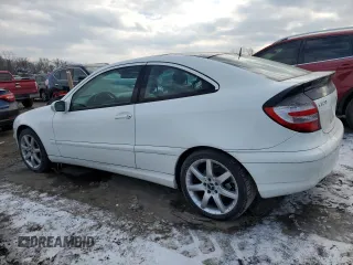 2005 Mercedes-Benz C z VIN WDBRN64JX5A764906, wystawiony jako Copart lot #41567275 z przebiegiem 94 593 mil mil oraz Szkoda całkowita • Salvage title. Historia ofert i sprzedaży dostępna na DreamBid. Obrazek 2.