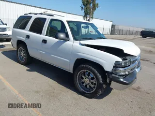 2006 Chevrolet Tahoe LS z VIN 1GNEC13V96R137993, wystawiony jako IAAI lot #42509914 z przebiegiem 281 601 mil mil oraz . Historia ofert i sprzedaży dostępna na DreamBid. Obrazek 1.