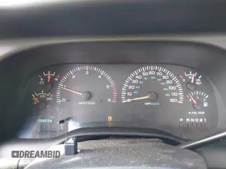 2000 Dodge 1500 z VIN 3B7HF13Z9YG138645, wystawiony jako IAAI lot #42298492 z przebiegiem 138 898 mil mil oraz . Historia ofert i sprzedaży dostępna na DreamBid. Obrazek 7.
