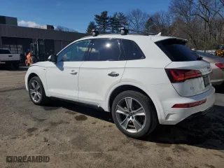 2025 Audi Q5 S line Premium with VIN WA1GAAFY0S2020331, listed as a Copart auction lot 45718875 with 7,314 mi miles and Clean Title. Bid and sale history available at carsss.com. Image 2.
