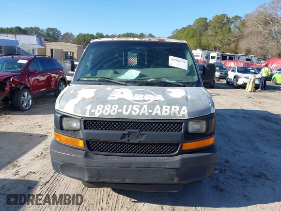 2008 Chevrolet Express Cargo Van with VIN 1GCGG25C481199553, listed as a IAAI auction lot 41508779 with 213,446 mi miles. Bid and sale history available at carsss.com. Image 12.