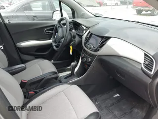 2021 Chevrolet Trax LT с VIN KL7CJPSB8MB305061, выставлен на аукционе IAAI как лот 42355379 с пробегом 130 885 миль миль и . История ставок и продаж доступна на DreamBid. Изображение 5.
