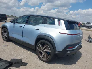 2023 Fisker Ocean One z VIN VCF1ZBU22PG006157, wystawiony jako IAAI lot #41887759 z przebiegiem 3322 mil mil oraz . Historia ofert i sprzedaży dostępna na DreamBid. Obrazek 3.