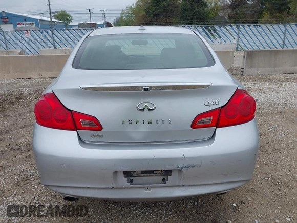 2015 Infiniti Q40 with VIN JN1CV6AR8FM650889, listed as a IAAI auction lot 42141488 with 101,478 mi miles. Bid and sale history available at carsss.com. Image 16.