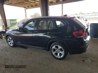 2013 BMW X1 28i z VIN WBAVM1C50DVW43672, wystawiony jako Copart lot #60318395 z przebiegiem 59 636 mil mil oraz Szkoda całkowita • Salvage title. Historia ofert i sprzedaży dostępna na DreamBid. Obrazek 2.