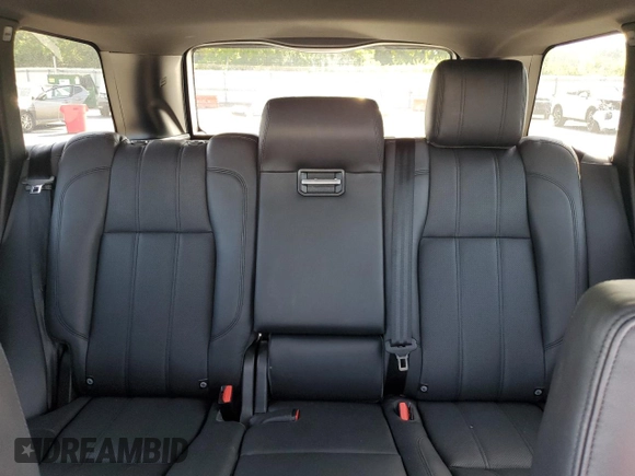 2017 Land Rover Range Rover HSE z VIN SALGS2FV5HA366252, wystawiony jako Copart lot #61789545 z przebiegiem 84 786 mil mil oraz Czysty tytuł • Clean title. Historia ofert i sprzedaży dostępna na DreamBid. Obrazek 10.