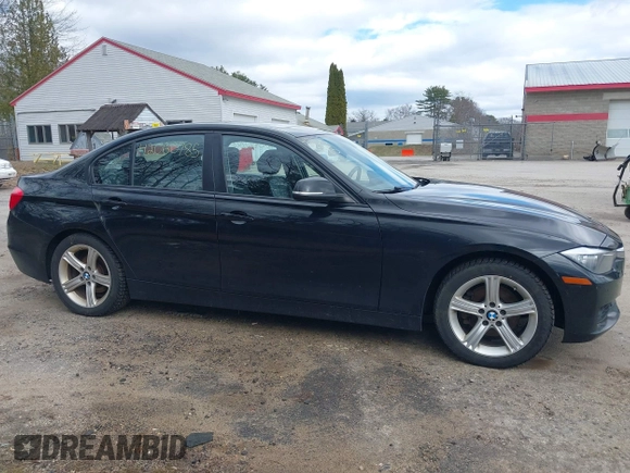 2013 BMW 3 Series 328i xDrive with VIN WBA3B5C5XDF597184, listed as a IAAI auction lot 42060785 with 205,559 mi miles. Bid and sale history available at carsss.com. Image 14.