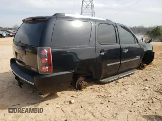 2011 GMC Yukon Denali with VIN 1GKS2EEF3BR137742, listed as a Copart auction lot 48998205 with Not Provided miles and Salvage Title. Bid and sale history available at DreamBid. Image 3.