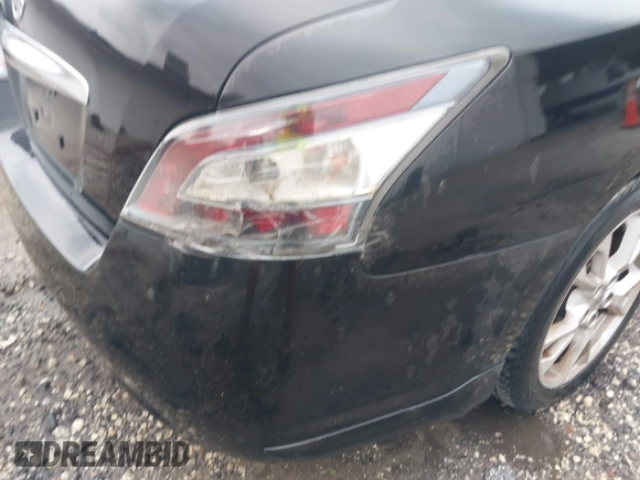 2014 Nissan Maxima S with VIN 1N4AA5AP5EC463435, listed as a IAAI auction lot 41960665 with 173,326 mi miles and . Bid and sale history available at DreamBid. Image 6.